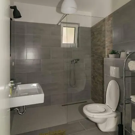 Marinovic Apartment *